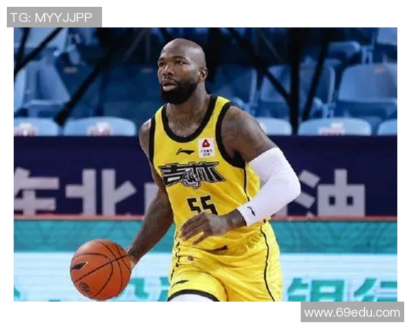 上海羽毛球队在邀请赛中以55分稳居积分榜首位